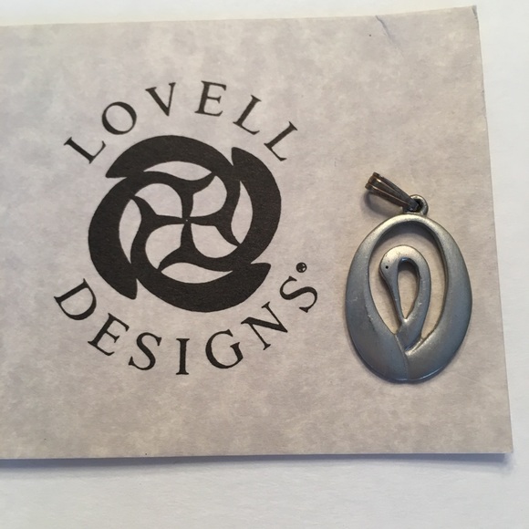 Lovell Design pewter pendant-swan - Picture 1 of 3